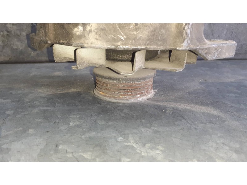 Recambio de alternador para alfa romeo 146 referencia OEM IAM 0120469939  