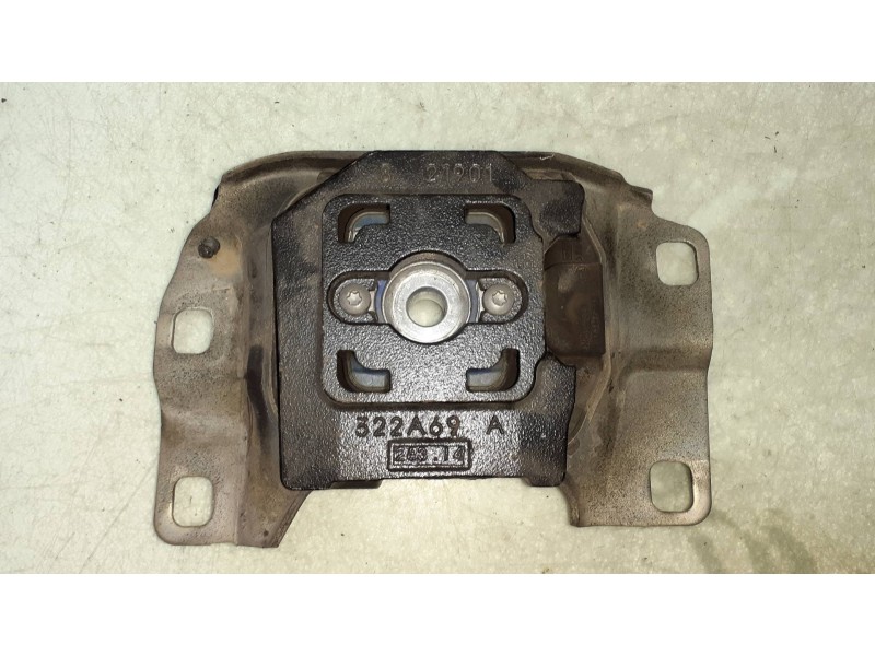 Recambio de soporte motor izquierdo para ford focus lim. business referencia OEM IAM V617M121 821901 322A69A