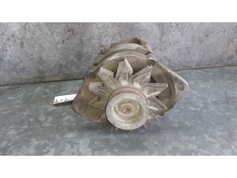 Recambio de alternador para alfa romeo 146 referencia OEM IAM 0120469939  