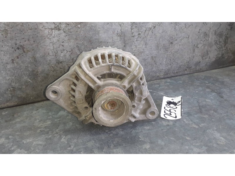Recambio de alternador para fiat ducato caja cerrada 15 (desde 03.02) referencia OEM IAM 0124525020  