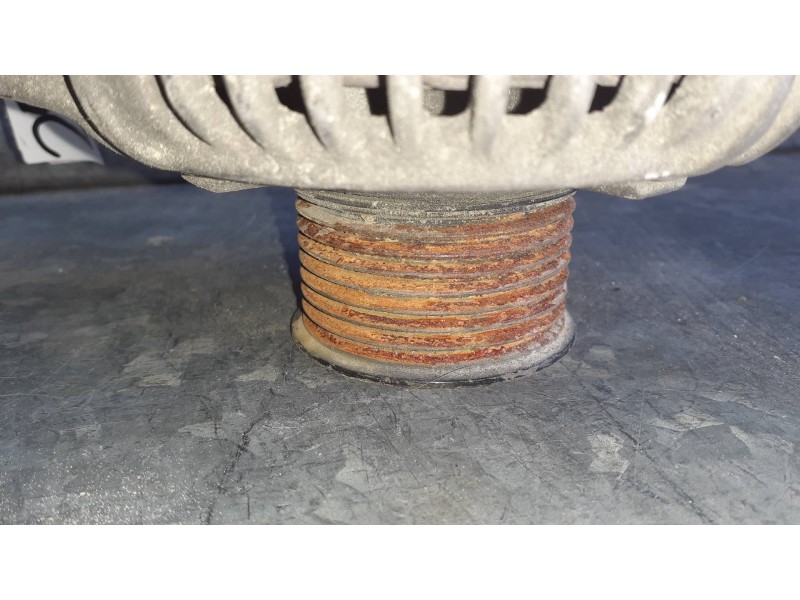 Recambio de alternador para chrysler jeep cherokee (j) referencia OEM IAM   