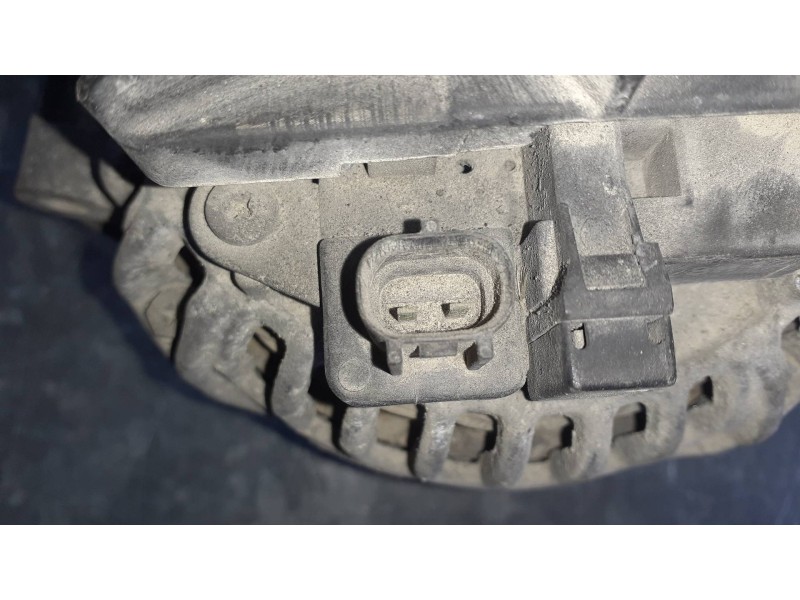 Recambio de alternador para chrysler pt cruiser (pt) 2.2 crd catwalk classic referencia OEM IAM A0121546302  0124615018