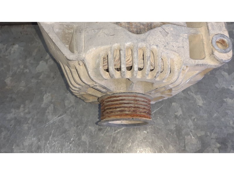 Recambio de alternador para fiat punto berlina (188) 1.3 16v multijet feel referencia OEM IAM 2542604  