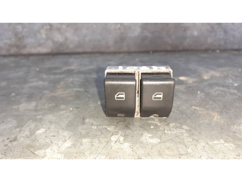 Recambio de mando elevalunas delantero izquierdo para seat ibiza (6l1) referencia OEM IAM 6Q0959858  4 PINES
