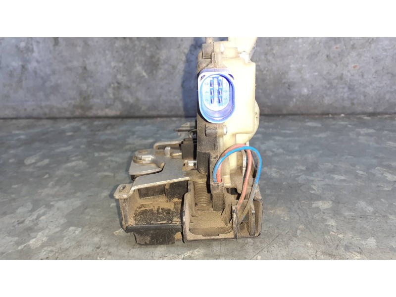 Recambio de cerradura puerta trasera derecha para seat ibiza (6l1) referencia OEM IAM Y3B4839016AN 6 PINES 991993300