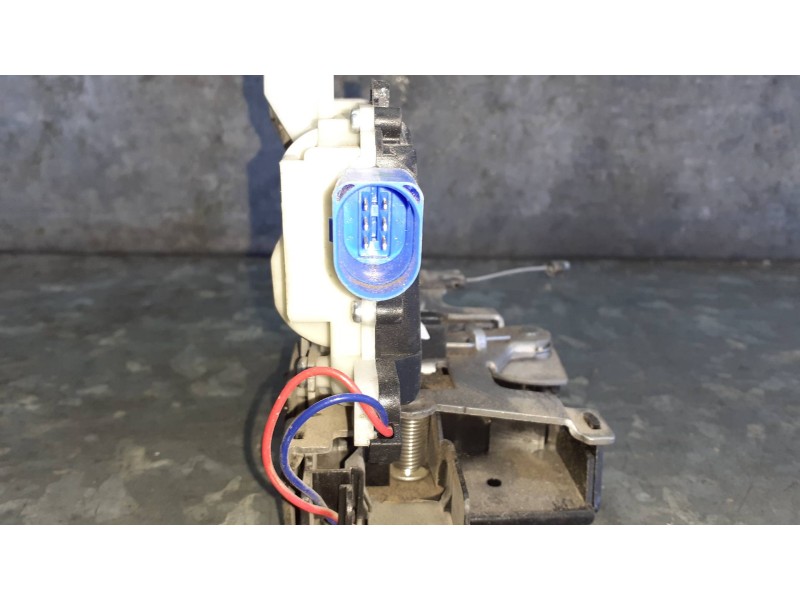 Recambio de cerradura puerta trasera izquierda para seat ibiza (6l1) referencia OEM IAM 18800018108  6 PINES