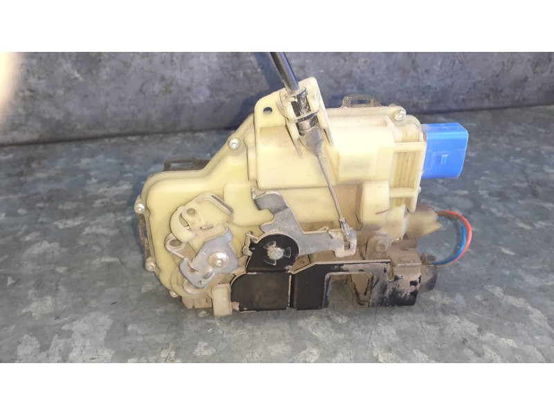 Recambio de cerradura puerta delantera izquierda para seat ibiza (6l1) referencia OEM IAM 15AQC3B1 837015AQ 8 PINES