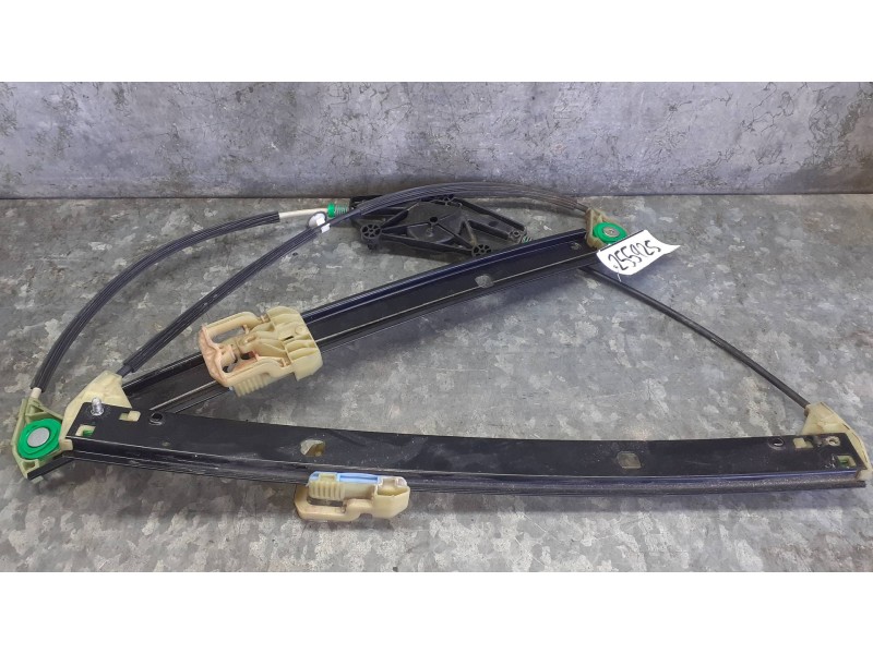Recambio de elevalunas delantero derecho para audi a4 ber. (b8) básico referencia OEM IAM 8K0837462 ELECTRICO SIN MOTOR