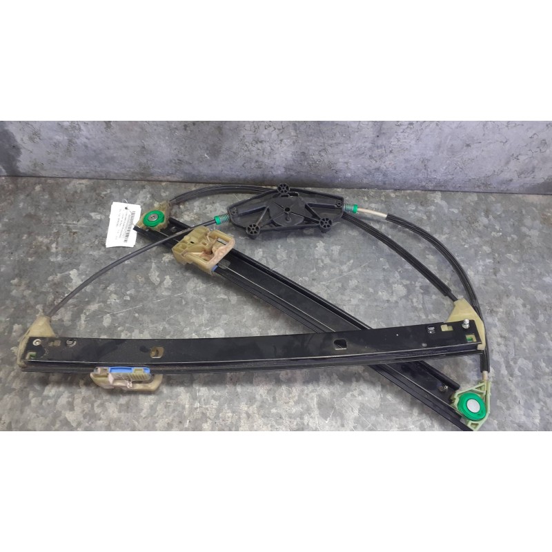 Recambio de elevalunas delantero izquierdo para audi a4 ber. (b8) básico referencia OEM IAM 8K0837461 ELECTRICO SIN MOTOR