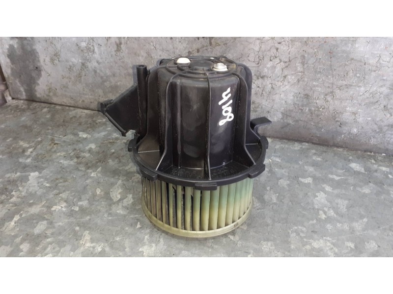 Recambio de ventilador calefaccion para audi a4 ber. (b8) básico referencia OEM IAM 8K1820021  
