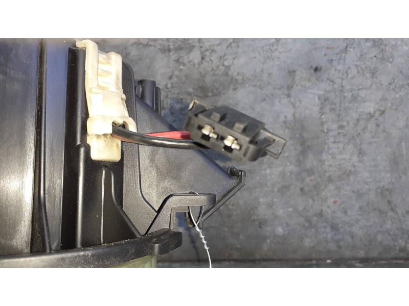 Recambio de ventilador calefaccion para audi a4 ber. (b8) básico referencia OEM IAM 8K1820021  
