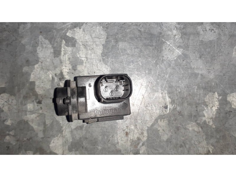 Recambio de sensor para audi a4 ber. (b8) básico referencia OEM IAM 8K0907659  