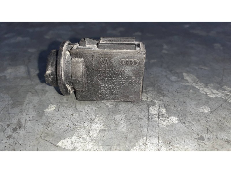 Recambio de sensor para audi a4 ber. (b8) básico referencia OEM IAM 8K0907659  