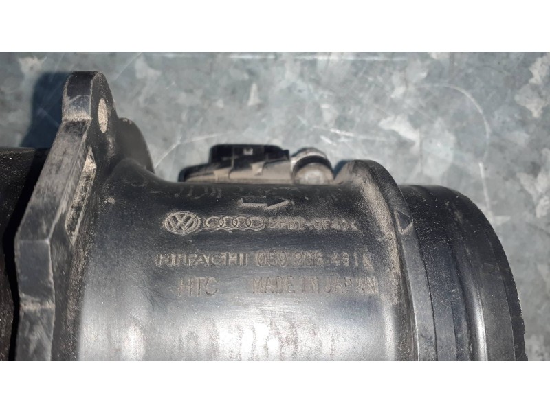 Recambio de caudalimetro para audi a4 ber. (b8) básico referencia OEM IAM 059906461N  