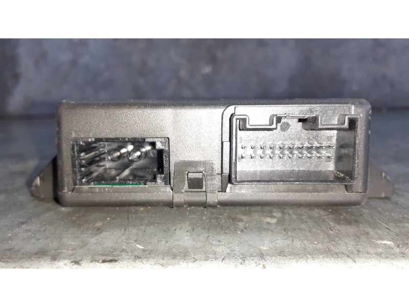 Recambio de modulo electronico para audi a4 ber. (b8) básico referencia OEM IAM 8T0907468F  
