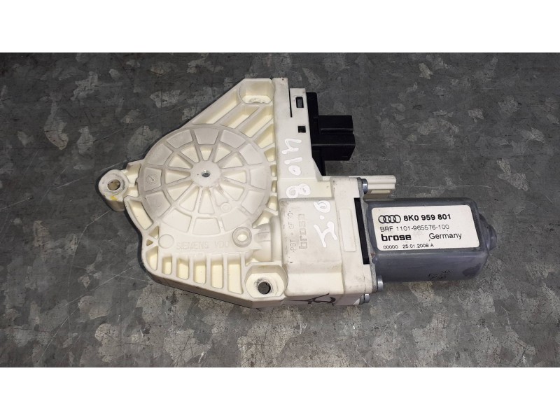 Recambio de motor elevalunas delantero izquierdo para audi a4 ber. (b8) básico referencia OEM IAM 8K0959801  