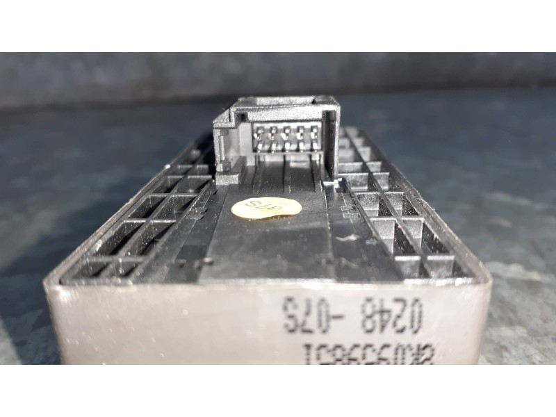 Recambio de mando elevalunas delantero izquierdo para audi a4 ber. (b8) básico referencia OEM IAM 8K0959851  10 PINES