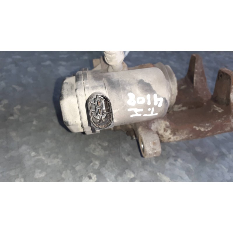 Recambio de pinza de freno trasera izquierda para audi a4 ber. (b8) básico referencia OEM IAM 32335478  2 PINES