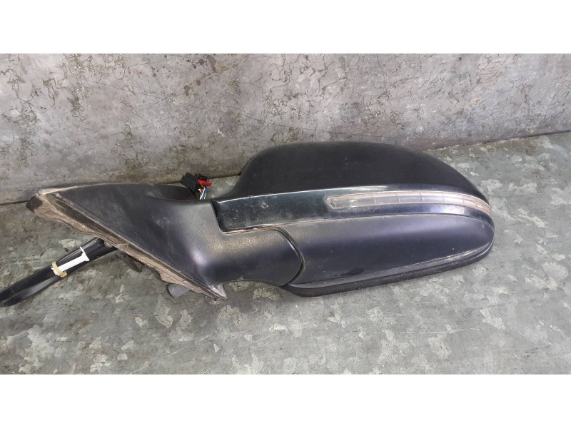 Recambio de retrovisor izquierdo para audi a4 ber. (b8) básico referencia OEM IAM 18133  ELECTRICO