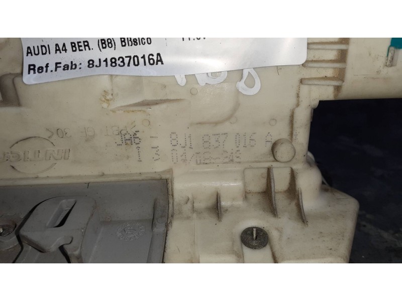 Recambio de cerradura puerta delantera derecha para audi a4 ber. (b8) básico referencia OEM IAM 8J1837016A  7 PINES