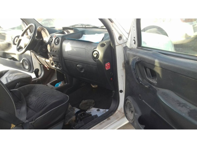 peugeot partner (s2) del año 2004