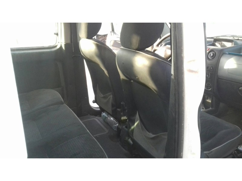 peugeot partner (s2) del año 2004