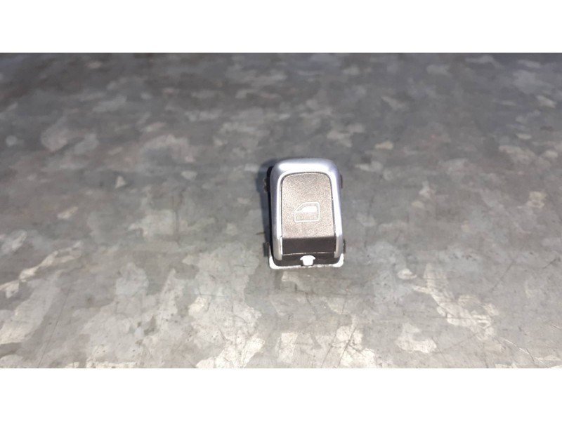 Recambio de mando elevalunas trasero derecho para audi a4 berlina (8w2) referencia OEM IAM 8K0959855B  