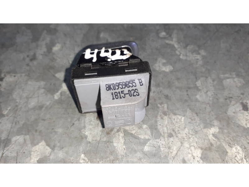 Recambio de mando elevalunas trasero derecho para audi a4 berlina (8w2) referencia OEM IAM 8K0959855B  