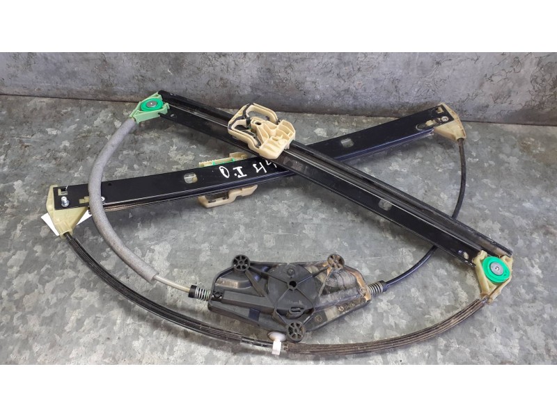 Recambio de elevalunas delantero izquierdo para audi a4 berlina (8w2) referencia OEM IAM 8K0837461E ELECTRICO SIN MOTOR