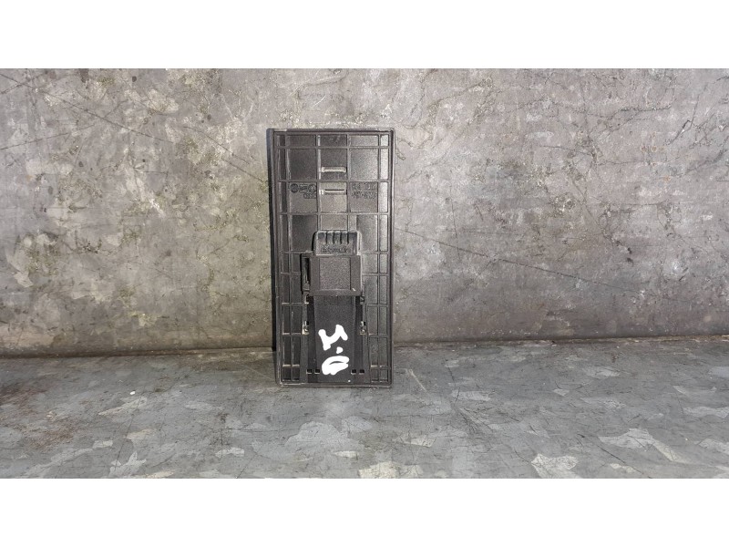 Recambio de mando elevalunas delantero izquierdo para audi a4 berlina (8w2) referencia OEM IAM 8K0959851F  