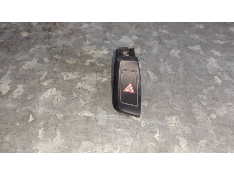 Recambio de warning para audi a4 berlina (8w2) referencia OEM IAM 8K1941509B  