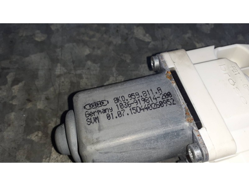 Recambio de motor elevalunas trasero izquierdo para audi a4 berlina (8w2) referencia OEM IAM 8K0959811A  