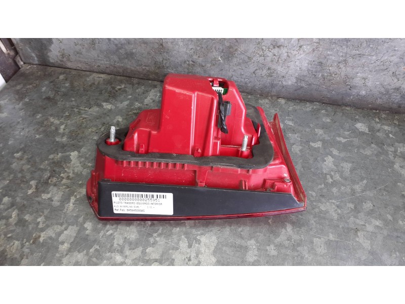 Recambio de piloto trasero izquierdo interior para audi a4 berlina (8w2) referencia OEM IAM 8K5945093AC  