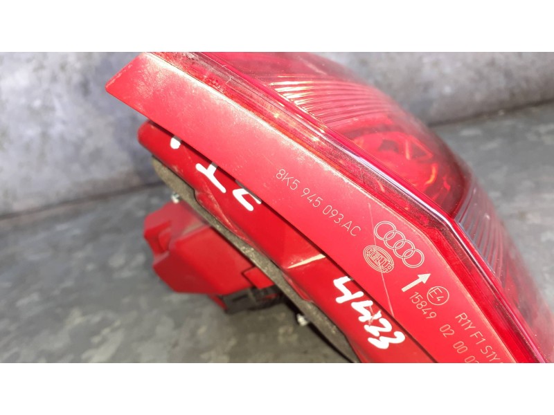 Recambio de piloto trasero izquierdo interior para audi a4 berlina (8w2) referencia OEM IAM 8K5945093AC  