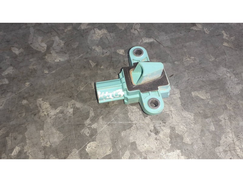 Recambio de sensor de impacto para audi a4 berlina (8w2) referencia OEM IAM 8K0955557C  2 PINES