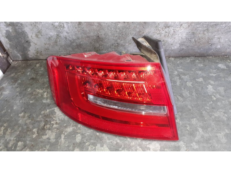 Recambio de piloto trasero izquierdo para audi a4 berlina (8w2) referencia OEM IAM 8K5945095AC  