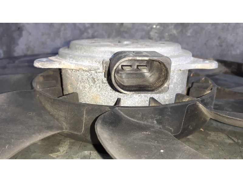 Recambio de electroventilador para audi a4 berlina (8w2) referencia OEM IAM 993454J  2 PINES