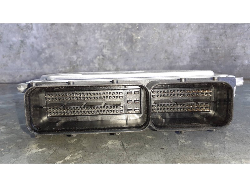 Recambio de centralita motor uce para audi a4 berlina (8w2) referencia OEM IAM 04L906021BS  