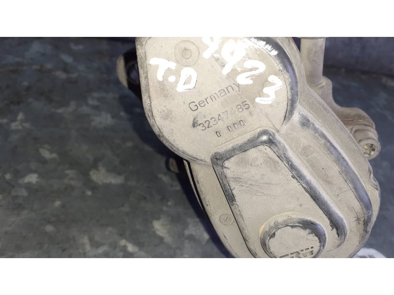 Recambio de pinza de freno trasera derecha para audi a4 berlina (8w2) referencia OEM IAM 32347485  2 PINES