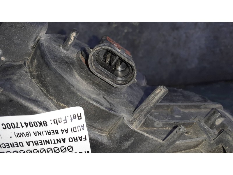 Recambio de faro antiniebla derecho para audi a4 berlina (8w2) referencia OEM IAM 8K0941700C  