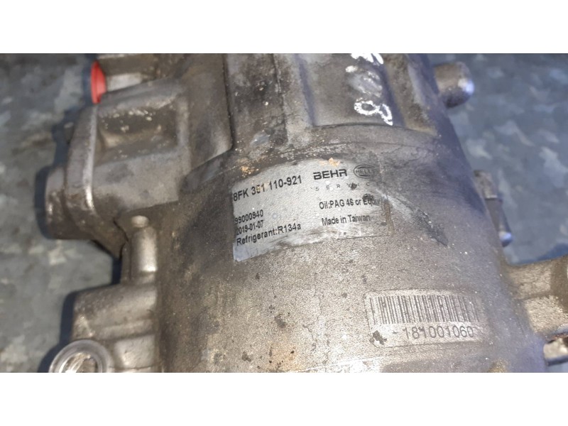 Recambio de compresor aire acondicionado para audi a4 ber. (b8) básico referencia OEM IAM 8FK351110921  
