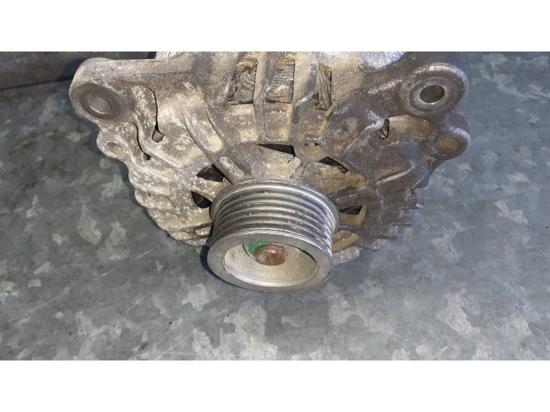 Recambio de alternador para audi a4 ber. (b8) básico referencia OEM IAM TG15C095 P0B31 LRA03114