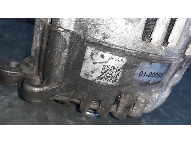 Recambio de alternador para audi a4 ber. (b8) básico referencia OEM IAM TG15C095 P0B31 LRA03114