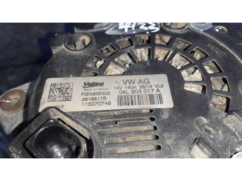 Recambio de alternador para audi a4 berlina (8w2) referencia OEM IAM 04L903017A  180A
