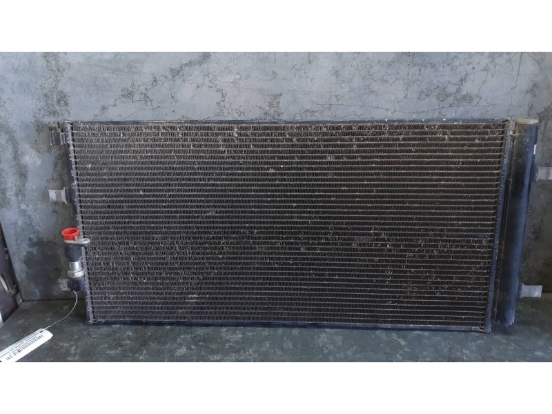 Recambio de condensador / radiador aire acondicionado para audi a4 berlina (8w2) referencia OEM IAM 8T0260401F  