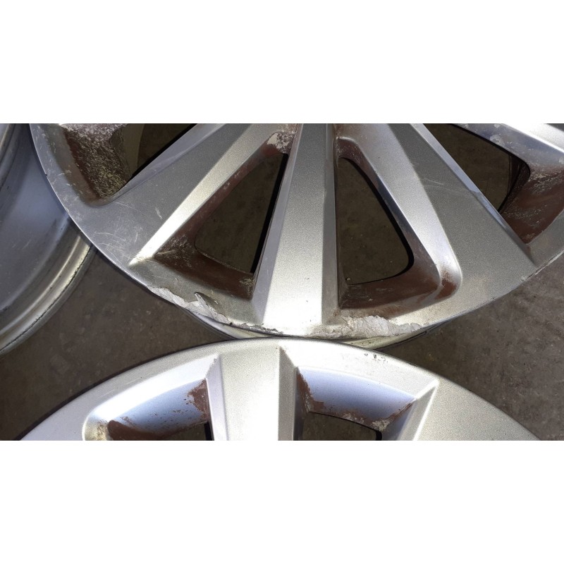 Recambio de juego llantas para seat ibiza (kj1) referencia OEM IAM 6F0601025G 5.5JX15  Recambio de juego llantas para seat ibiza (kj1) referencia OEM IAM 6F0601025G 5.5JX15