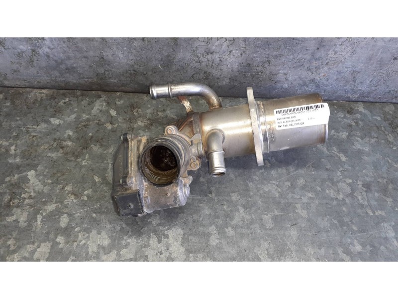 Recambio de enfriador egr para audi a4 berlina (8w2) referencia OEM IAM 04L131512A  04L131501B