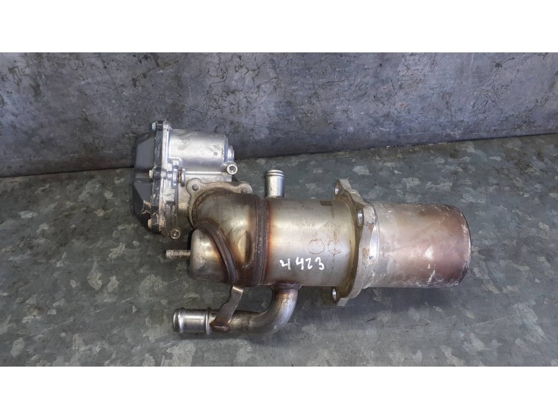 Recambio de enfriador egr para audi a4 berlina (8w2) referencia OEM IAM 04L131512A  04L131501B