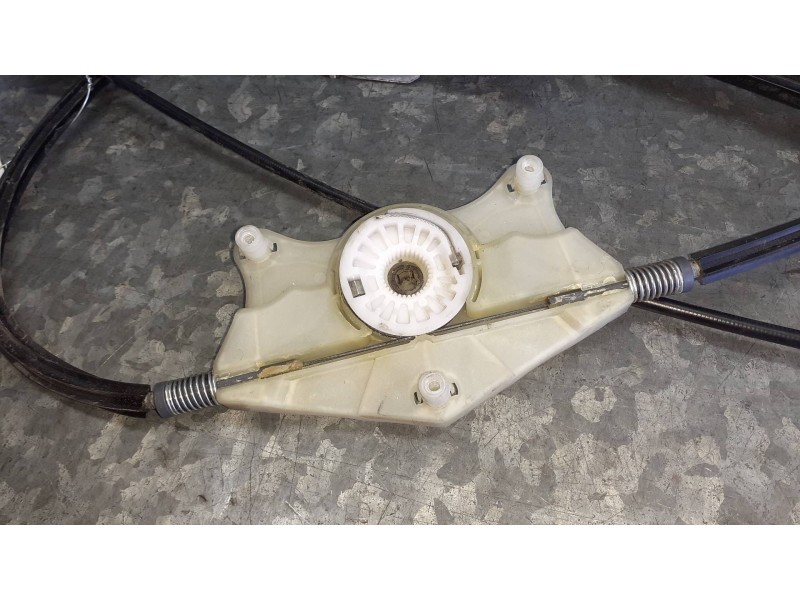 Recambio de elevalunas delantero izquierdo para volkswagen caddy ka/kb (2k) referencia OEM IAM  ELECTRICO SIN MOTOR