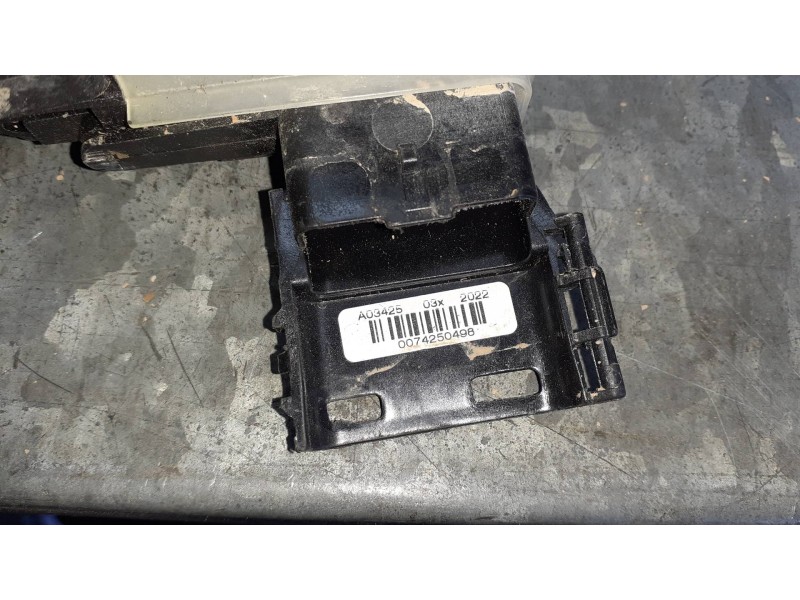 Recambio de cerradura puerta delantera derecha para peugeot rifter referencia OEM IAM A03425 6 PINES 0074250498